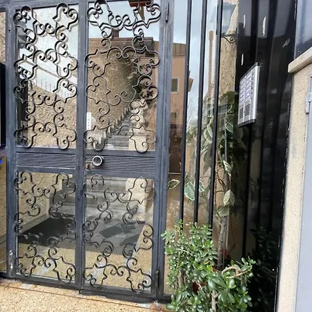 Minu, The Tiny House! 罗马