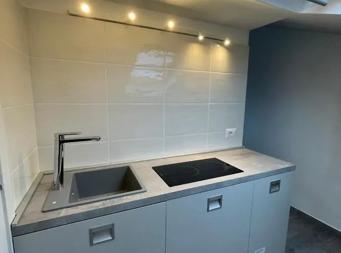 Minu, The Tiny House! شقة