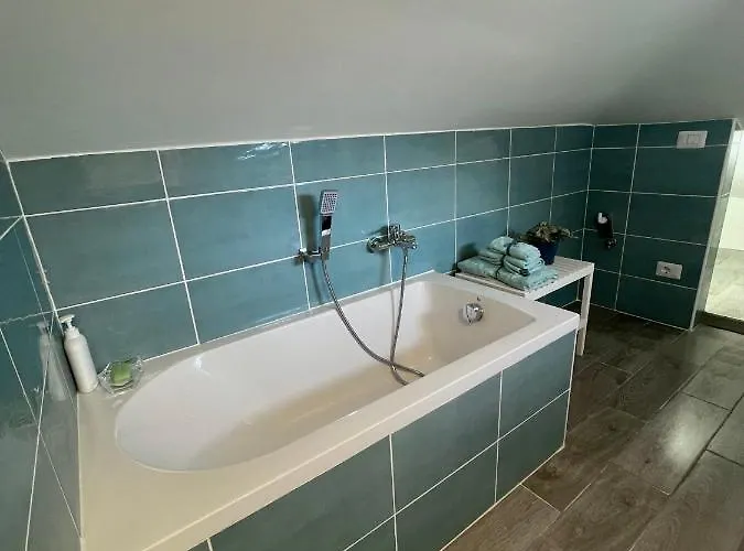 Minu, The Tiny House! Апартаменты *