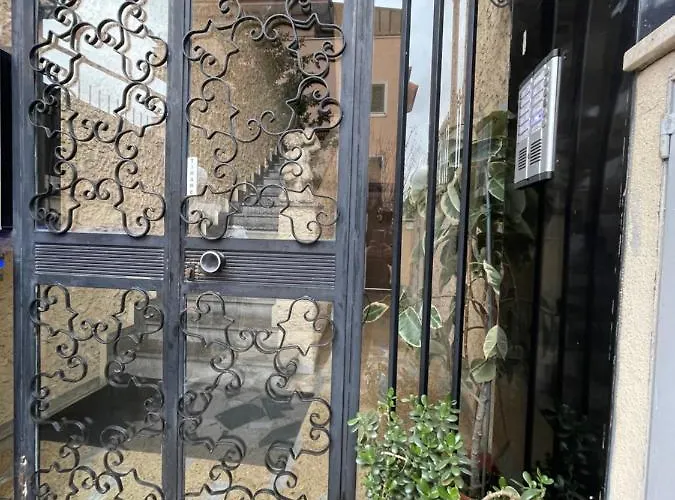 Minu, The Tiny House! روما